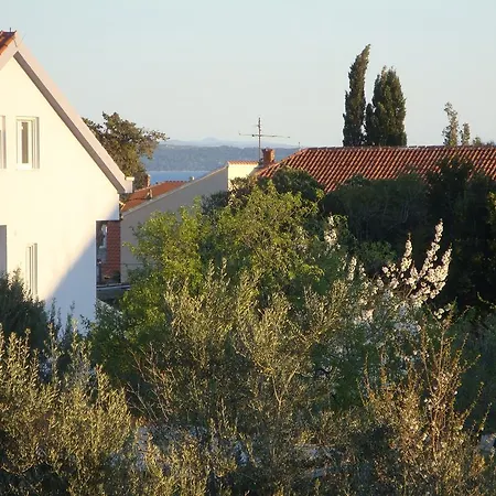 E Kairos * Kaštela