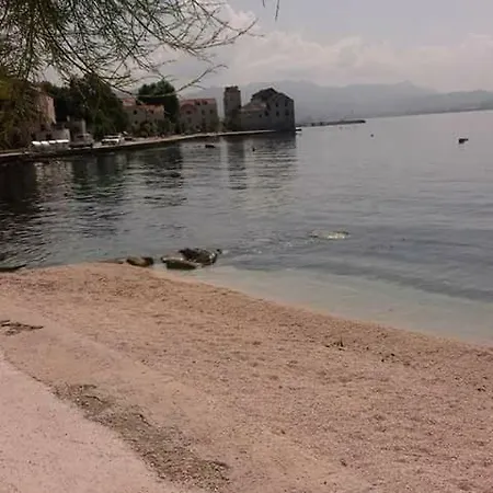 Διαμέρισμα E Kairos